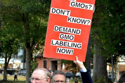 "Eating GMOs? Don't Know? Demand GMO Labeling Now!"